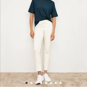 New pants, stretchy and fitted, beautiful look, excellent MMLaFleur quality